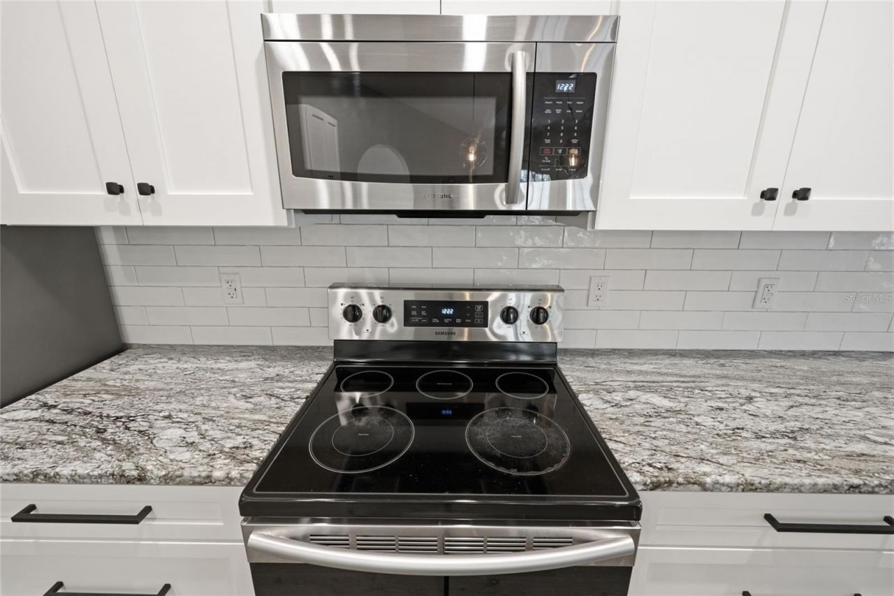 7813 SW 51st Boulevard, Gainesville, FL 32608 Photo
