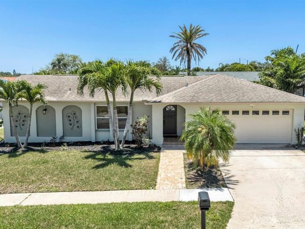 11152 131ST AVENUE, LARGO, FL 33778