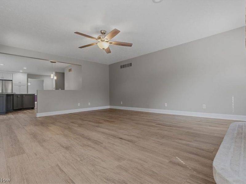 911 Moody Ridge Road , Belpre, OH 45714 Photo 17
