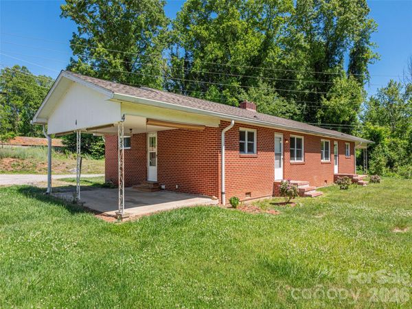 193 Old Howell Mill Road , Waynesville, NC 28786
