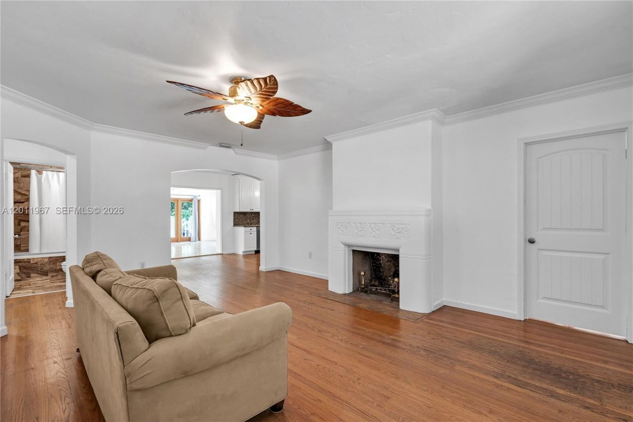 260 SW 29th Rd , Miami, FL 33129 Photo