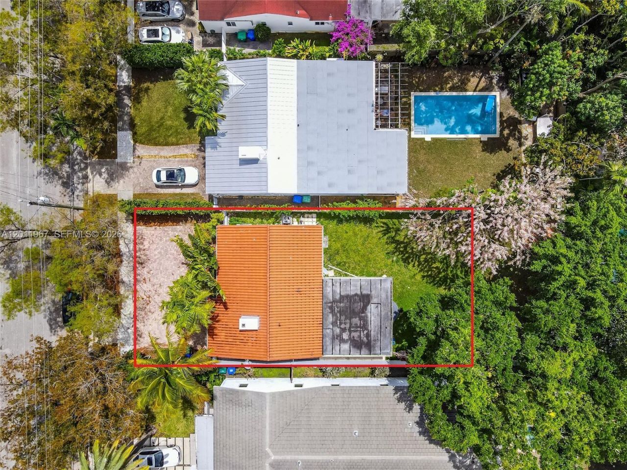 260 SW 29th Rd , Miami, FL 33129 Photo