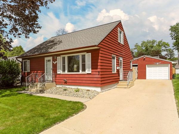 2031 17 1/2 Street NW, Rochester, MN 55901