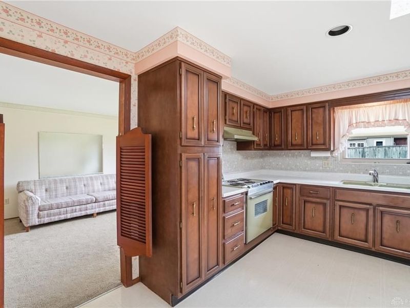 742 Greenview Drive, Tipp City, OH 45371 Photo 25