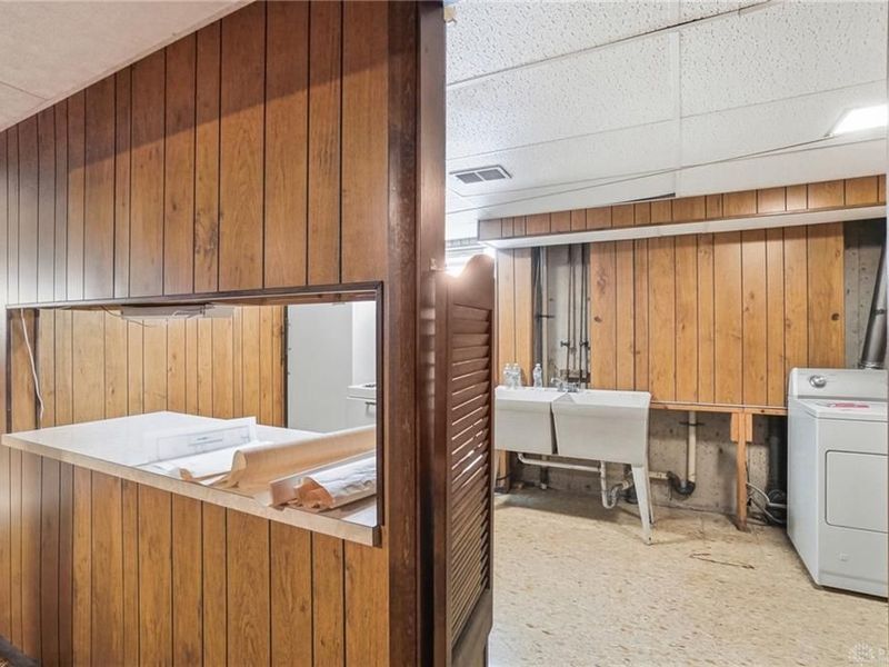 742 Greenview Drive, Tipp City, OH 45371 Photo 38