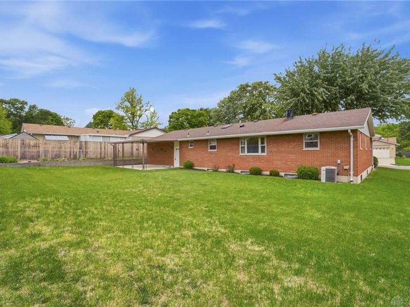 742 Greenview Drive, Tipp City, OH 45371 Photo 49