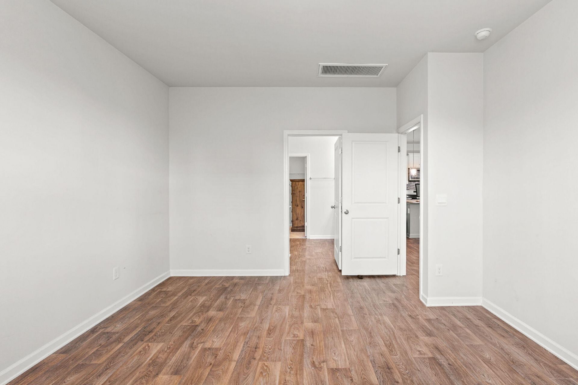 301 Bear Paw Lane Photo 11