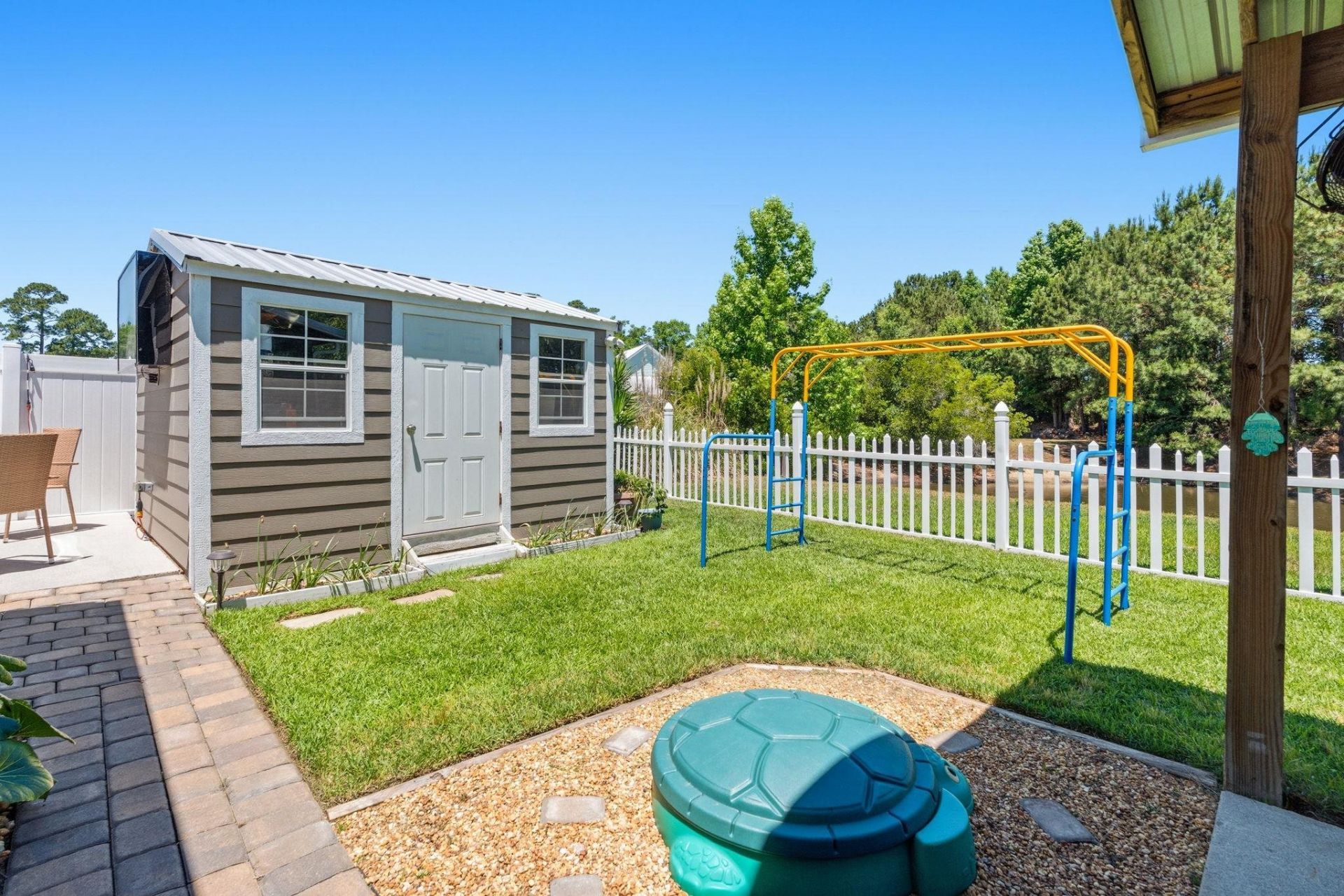 220 Waties Dr. Photo 14