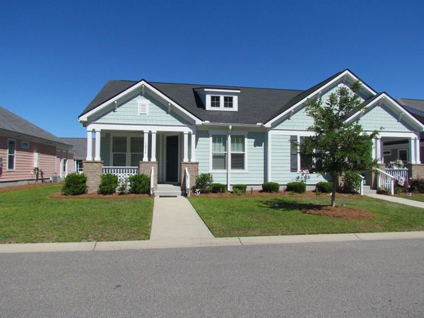 1016 Longwood Bluffs Circle , Murrells Inlet, SC 29576