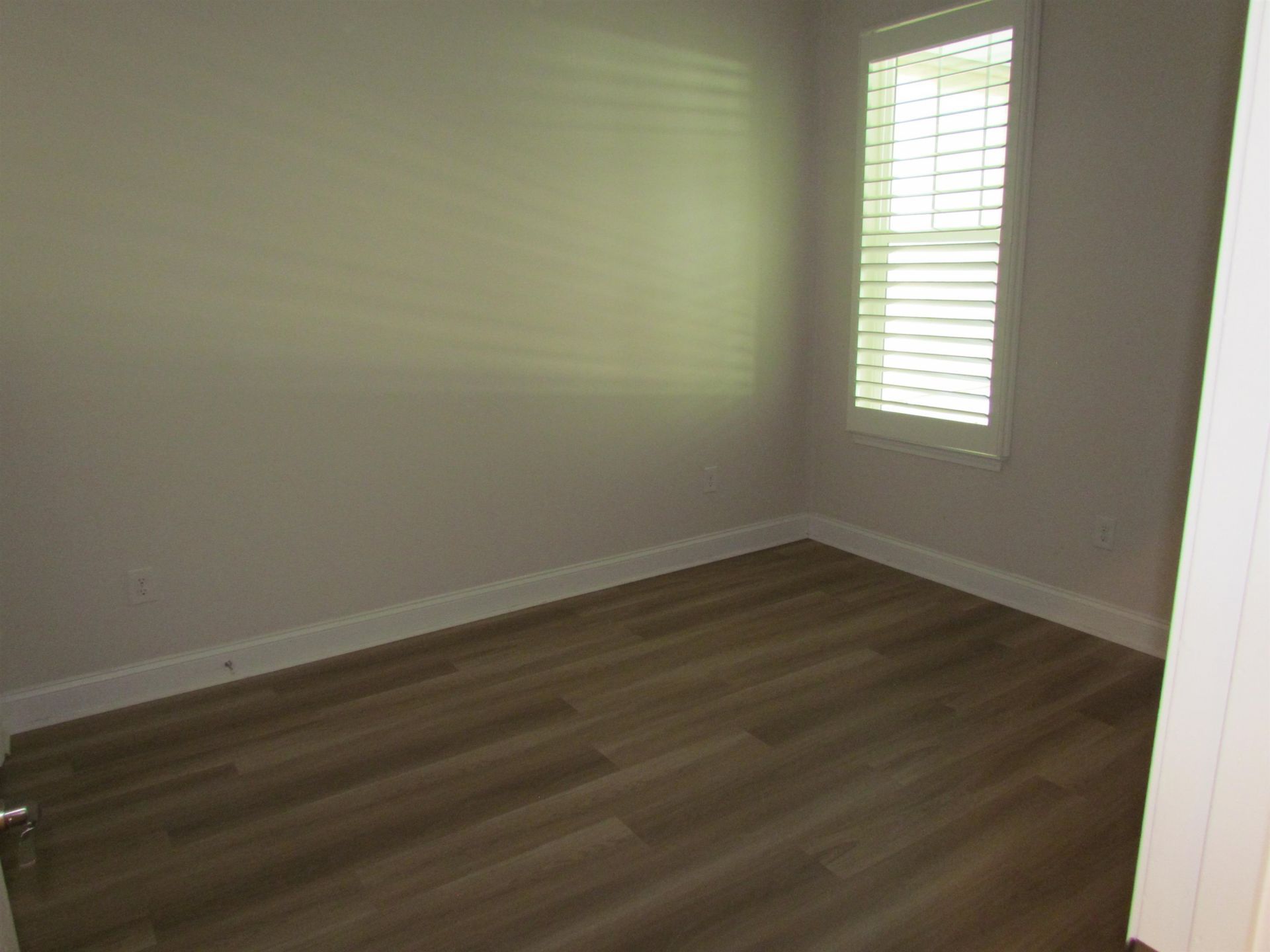 1016 Longwood Bluffs Circle Photo 16