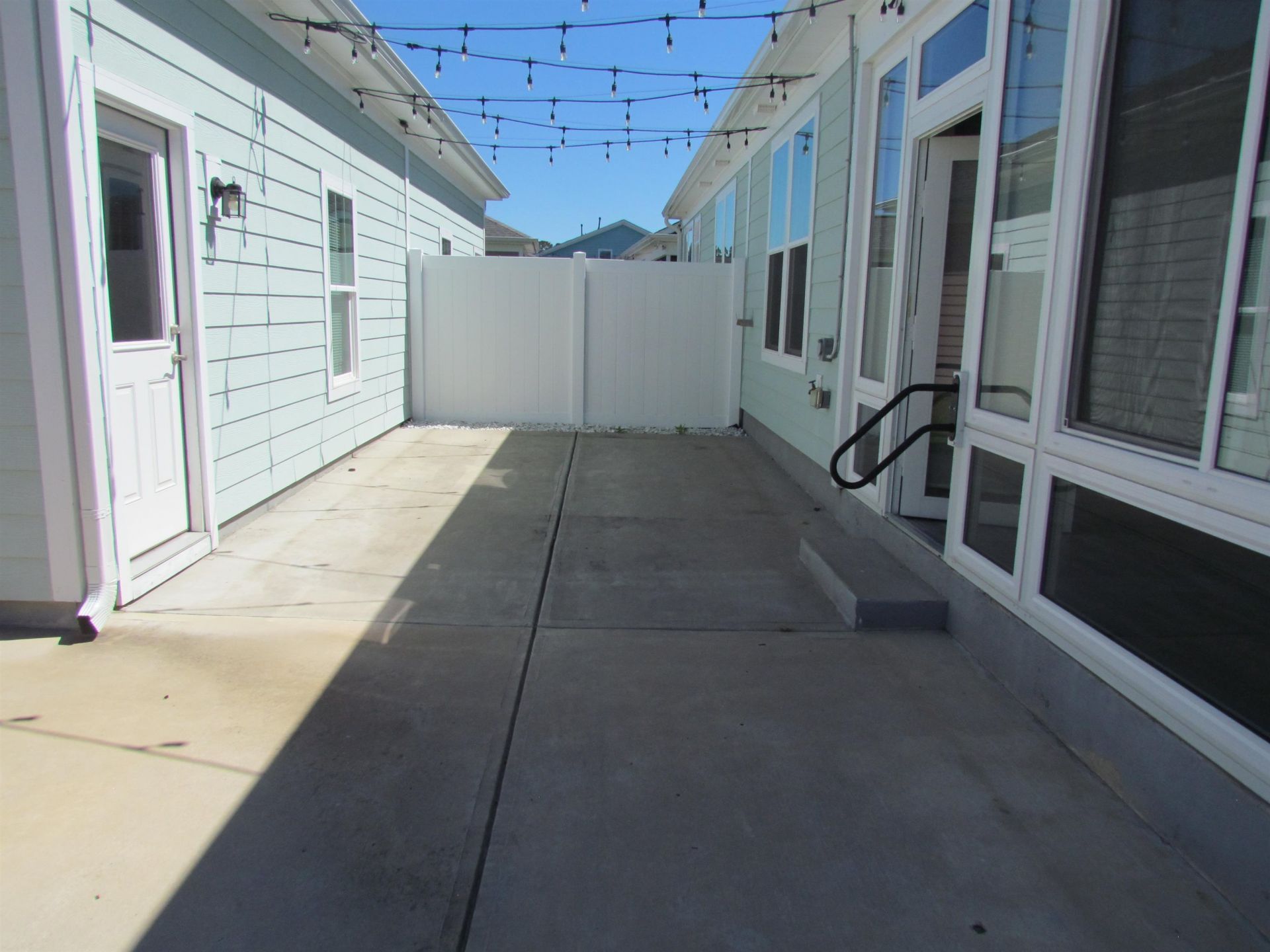 1016 Longwood Bluffs Circle Photo 18
