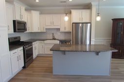 1016 Longwood Bluffs Circle photo 4