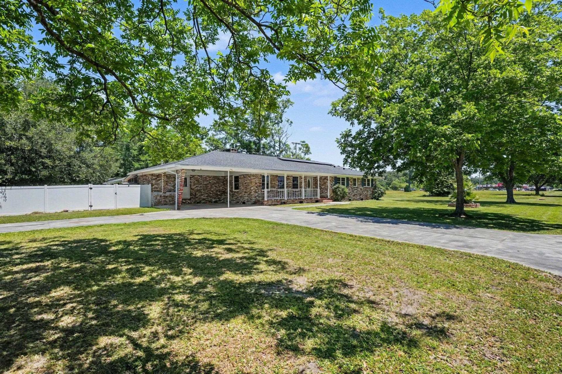 1020 Chicora Blvd.  Photo 4