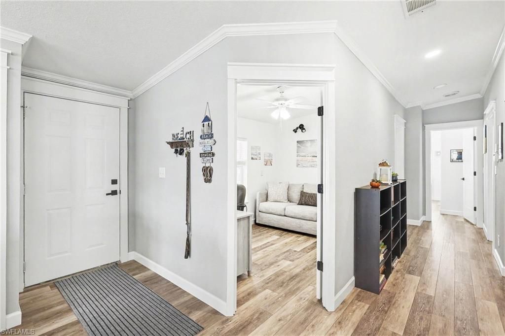 17550 Canal Cove Ct, Fort Myers Beach, FL 33931 Photo