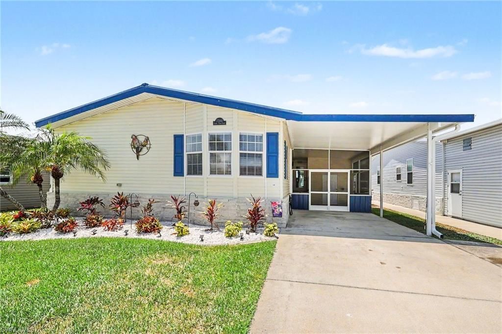 17550 Canal Cove Ct, Fort Myers Beach, FL 33931 Photo