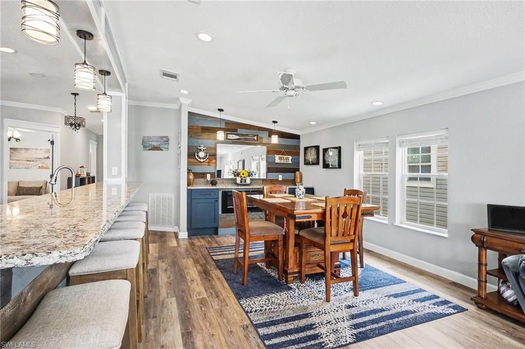 17550 Canal Cove Ct, Fort Myers Beach, FL 33931 Photo