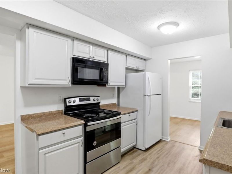 1771 Rolling Hills Drive, Unit D, Twinsburg, OH 44087 Photo 13