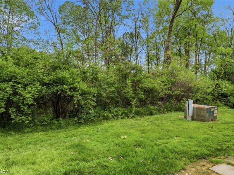 1771 Rolling Hills Drive, Unit D, Twinsburg, OH 44087 Photo 32