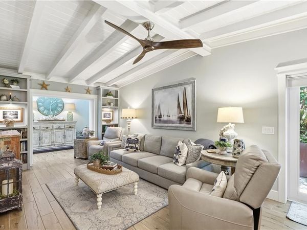 840 Myrtle TER, NAPLES, FL 34103