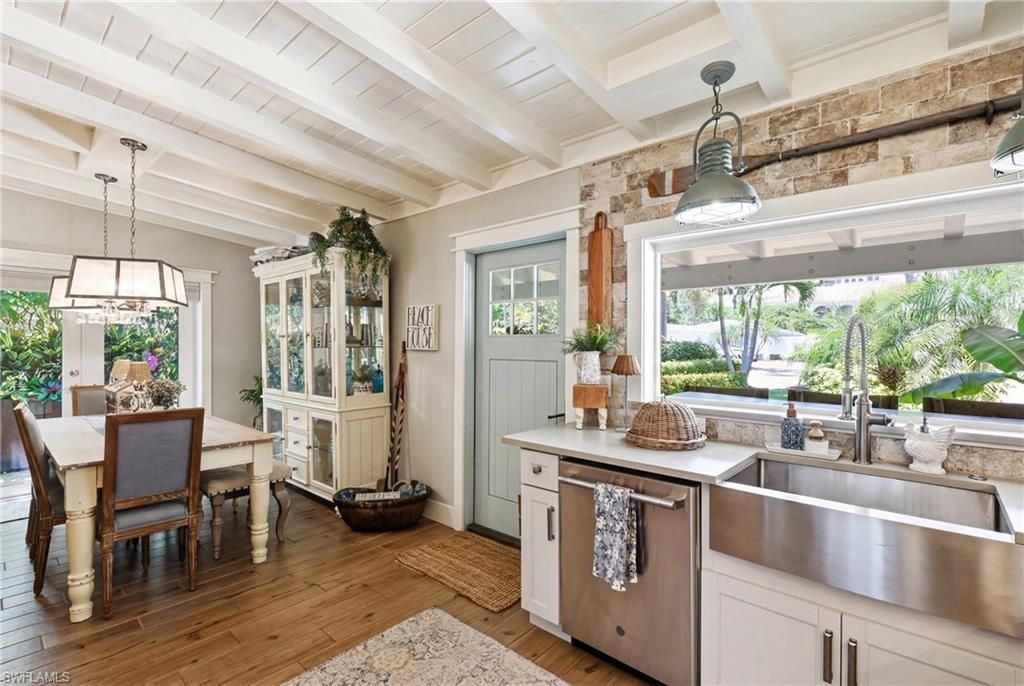 840 Myrtle Ter, Naples, FL 34103 Photo