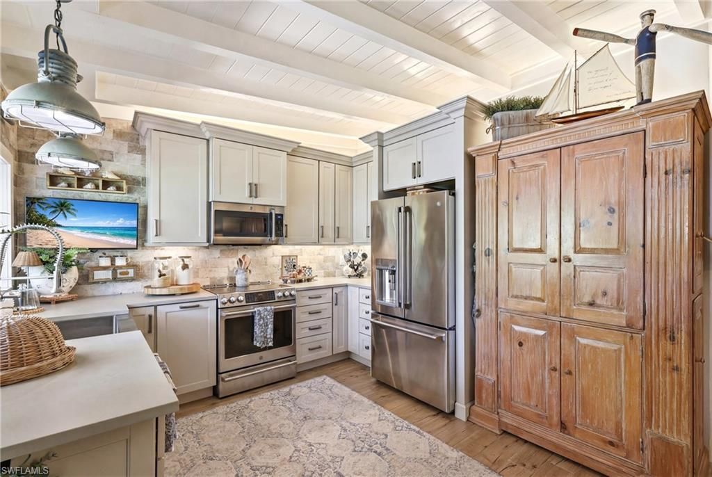 840 Myrtle Ter, Naples, FL 34103 Photo