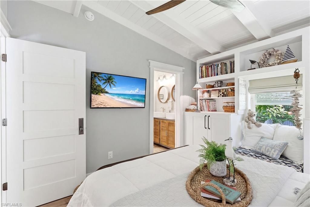 840 Myrtle Ter, Naples, FL 34103 Photo