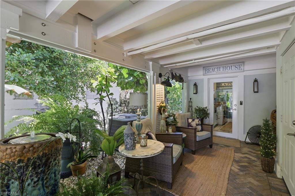 840 Myrtle Ter, Naples, FL 34103 Photo