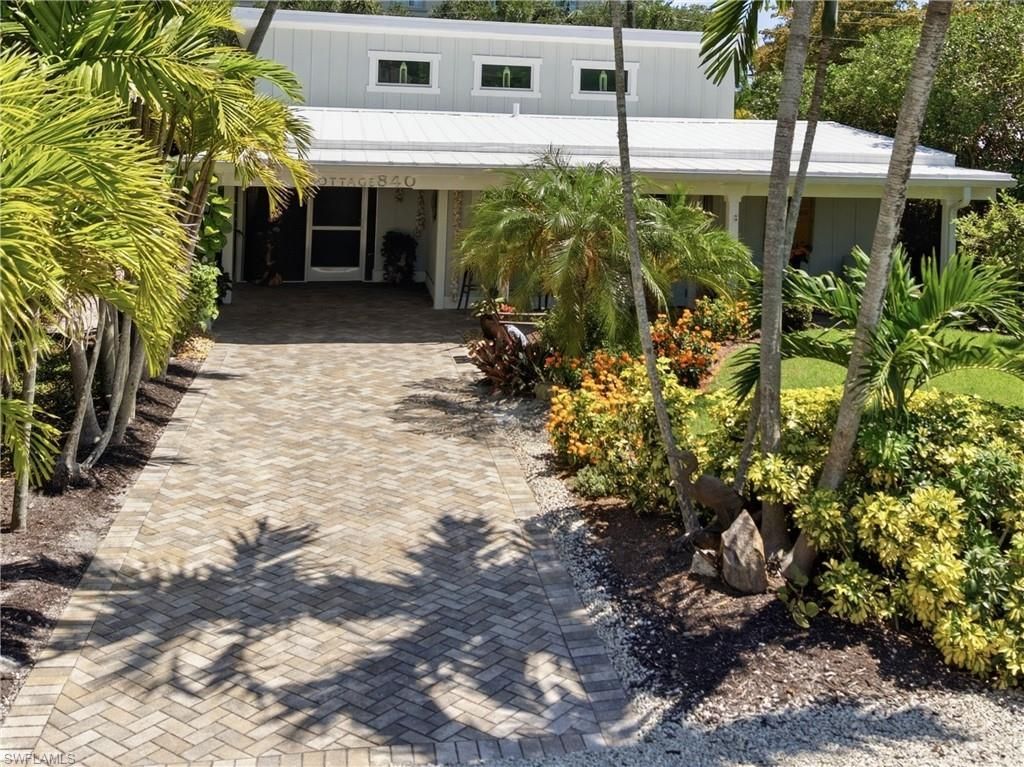 840 Myrtle Ter, Naples, FL 34103 Photo