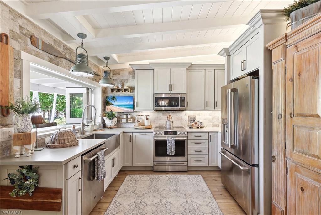 840 Myrtle Ter, Naples, FL 34103 Photo