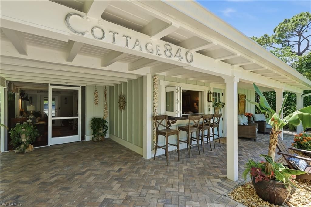 840 Myrtle Ter, Naples, FL 34103 Photo