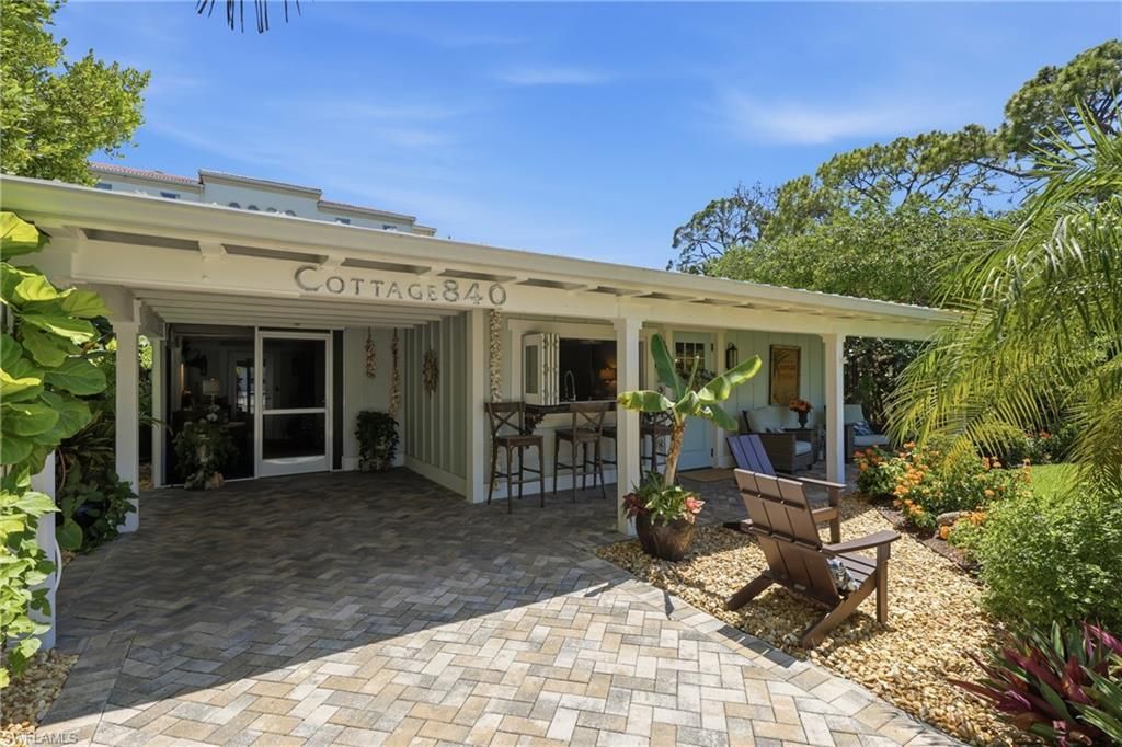 840 Myrtle Ter, Naples, FL 34103 Photo