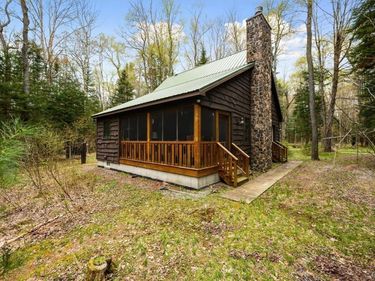 3006 Mohawk Drive E, Forestport, NY 13338