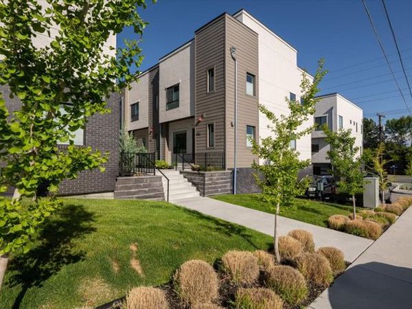 6988 S BROOKHILL DR , Cottonwood Heights, UT 84121