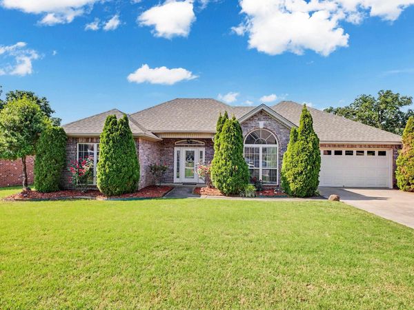 1741 Hidden Creek Drive, Sherwood, AR 72120