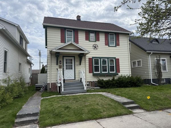 1345 Annie Ct, Sheboygan, WI 53083