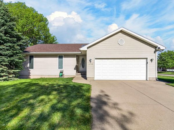 4703 Pizarro Court, Cedar Falls, IA 50613