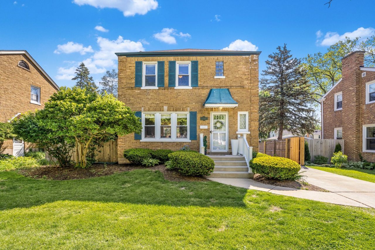 2315 Downing Avenue , Westchester, IL 60154 Main Photo