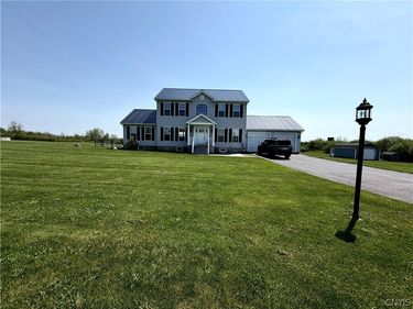 25516 Contessa Lane, Watertown, NY 13601