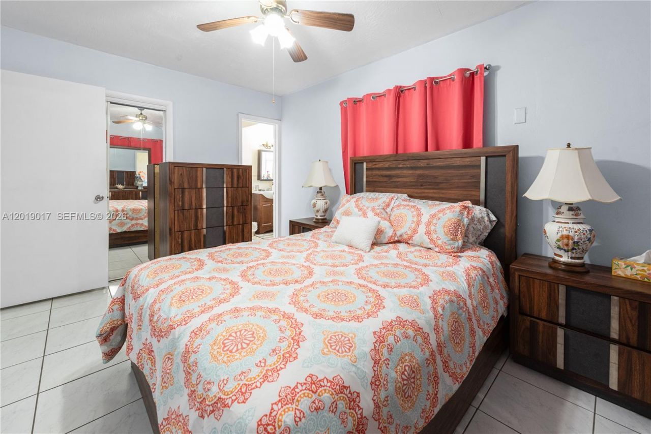 731 NW 17th St , Homestead, FL 33030 Photo