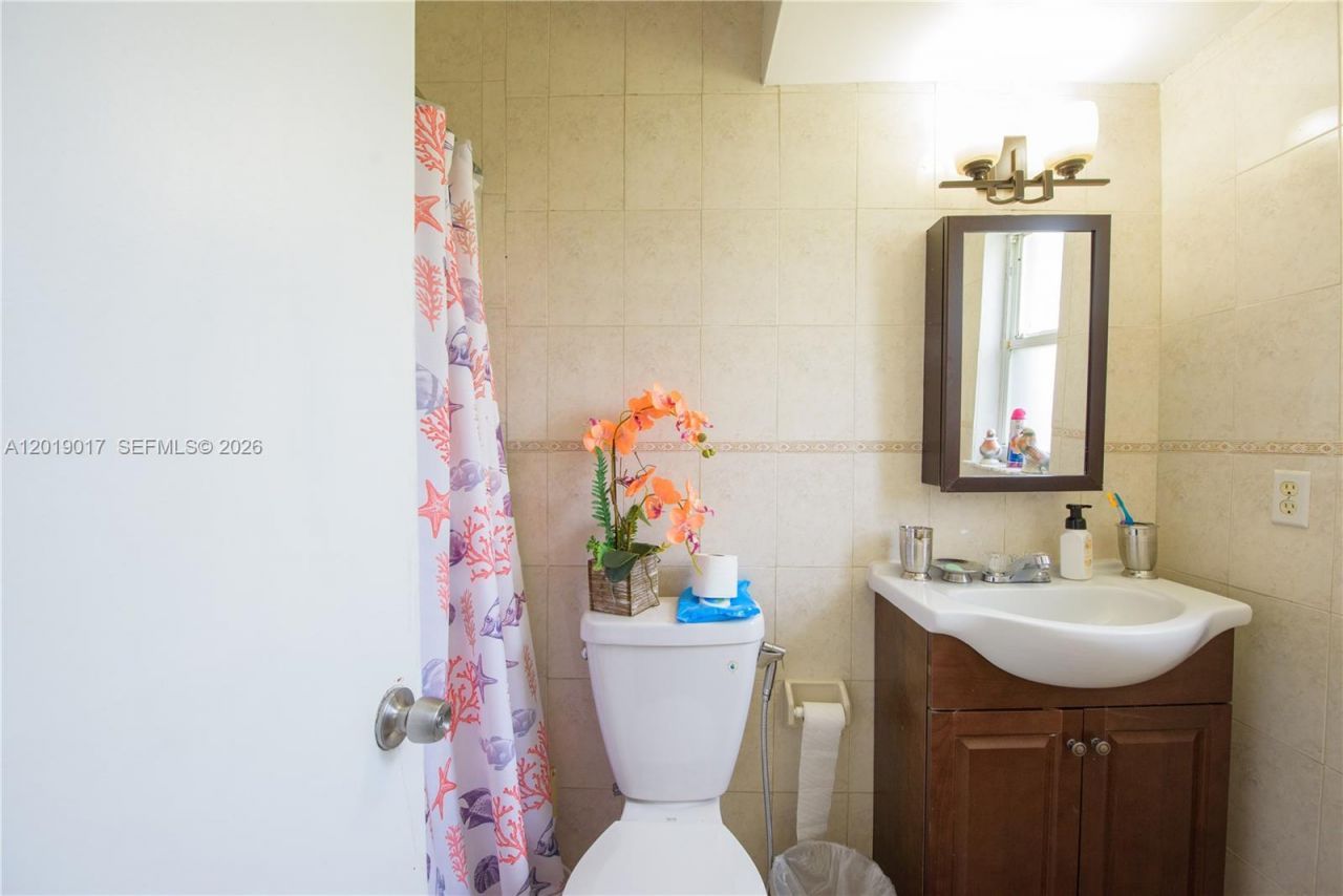 731 NW 17th St , Homestead, FL 33030 Photo