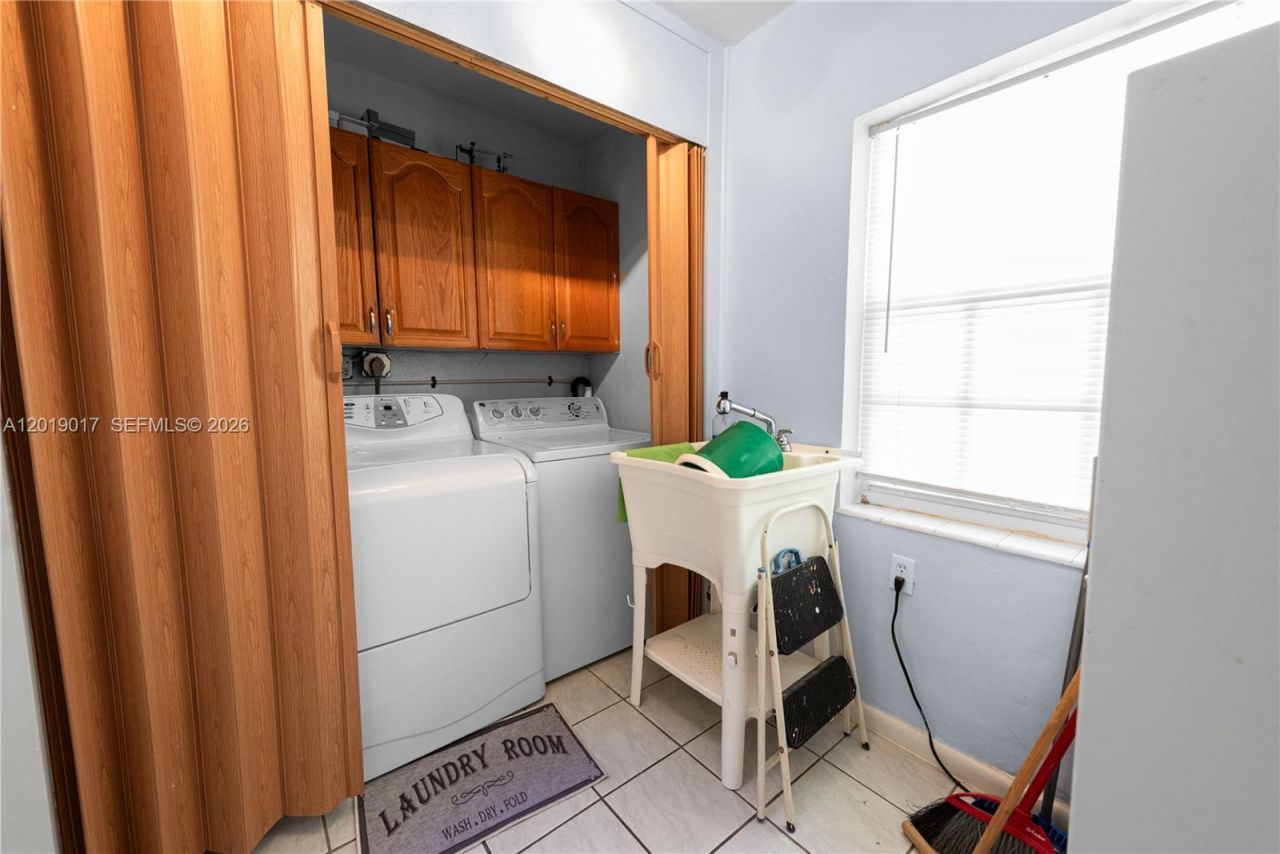 731 NW 17th St , Homestead, FL 33030 Photo