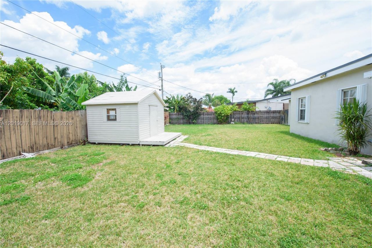 731 NW 17th St , Homestead, FL 33030 Photo