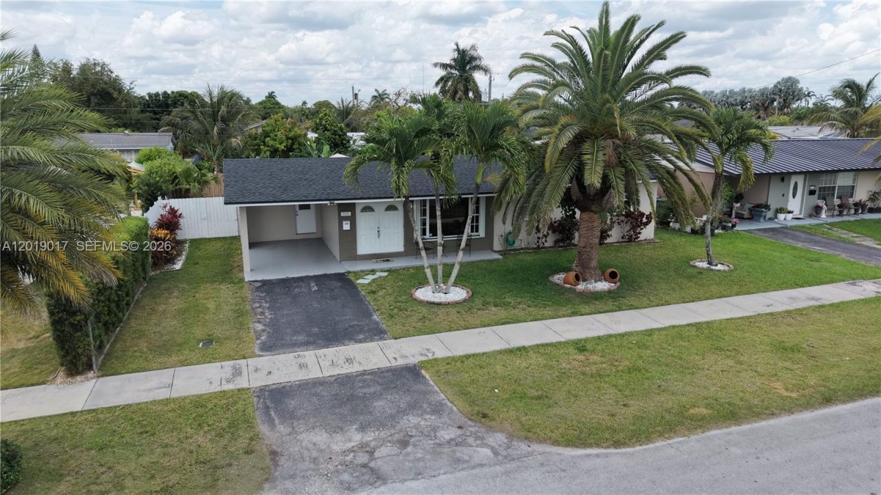 731 NW 17th St , Homestead, FL 33030 Photo