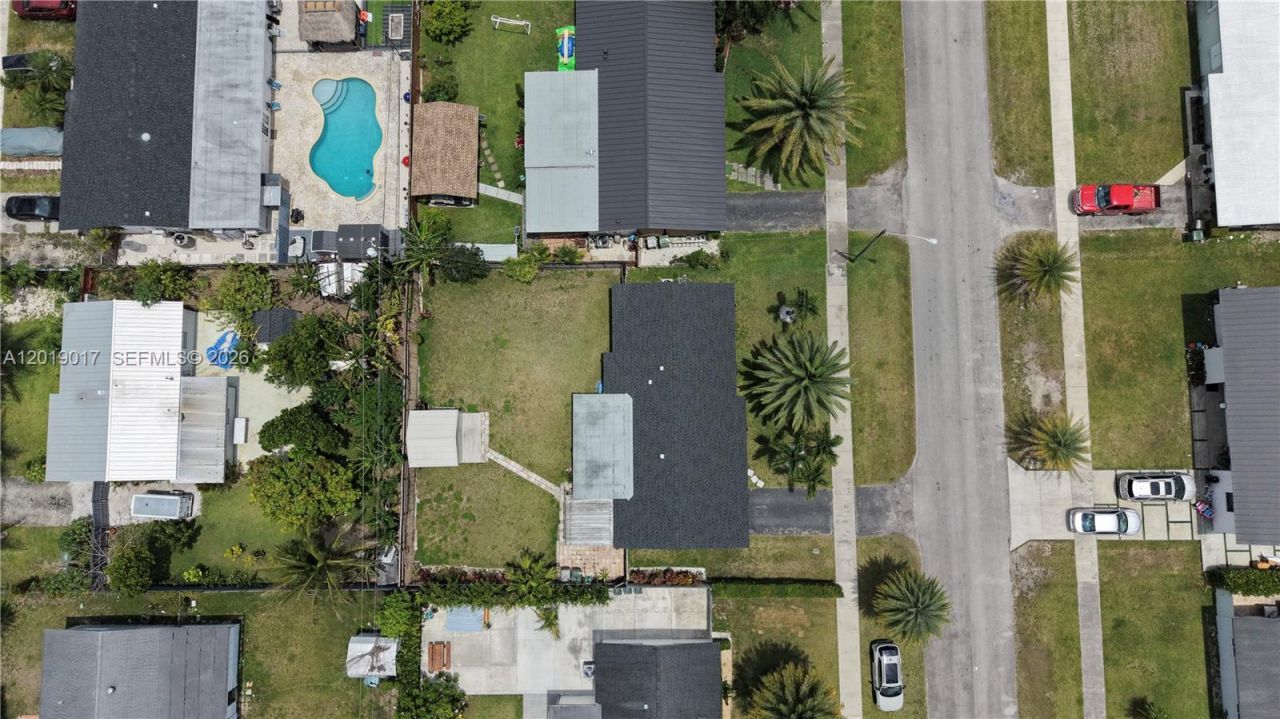 731 NW 17th St , Homestead, FL 33030 Photo