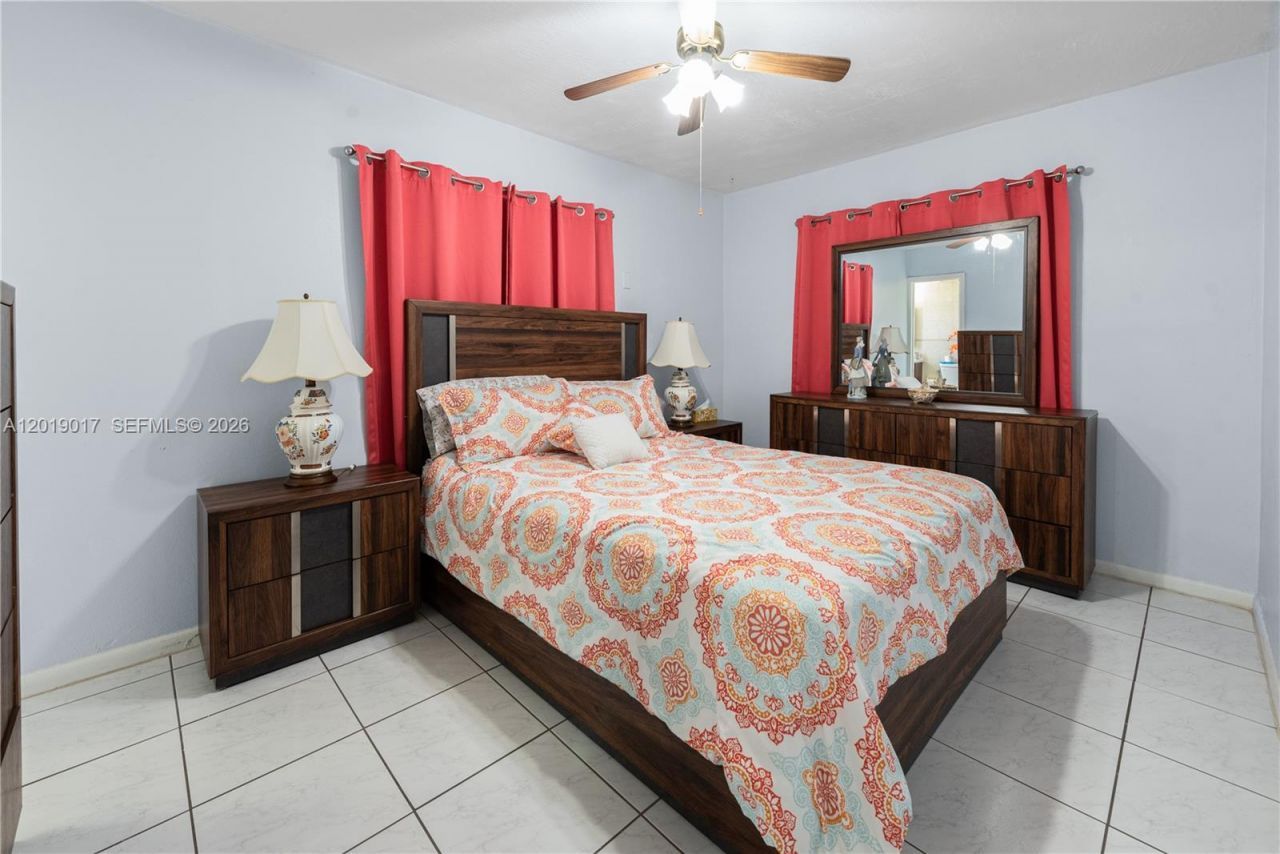 731 NW 17th St , Homestead, FL 33030 Photo