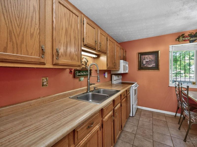 2220 Miles Road, Colerain Township, OH 45231 Photo 14