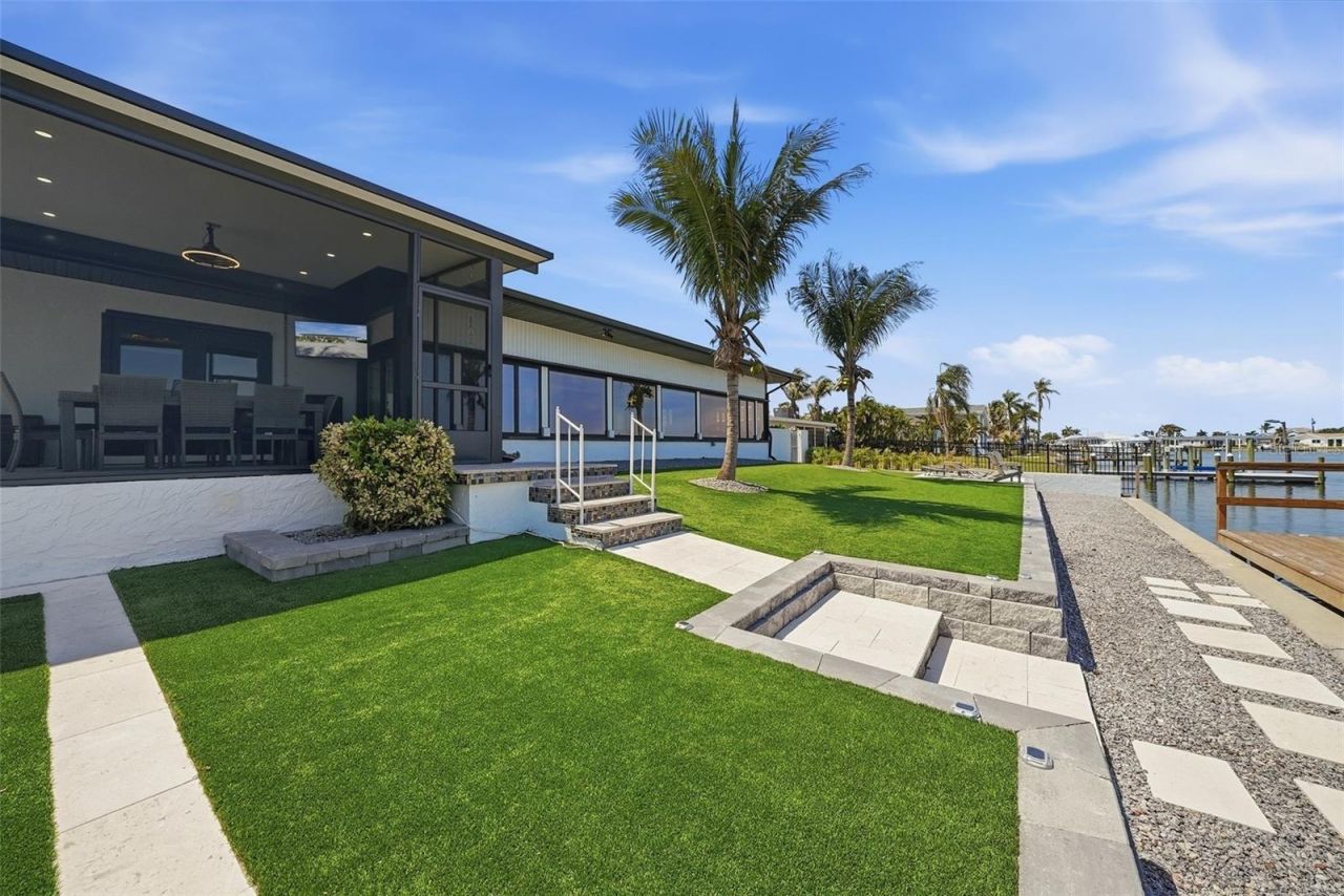 5207 Bay State Road, Palmetto, FL 34221 Photo