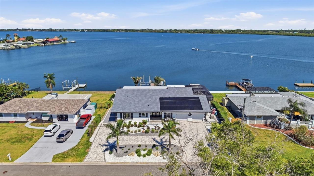 5207 Bay State Road, Palmetto, FL 34221 Photo