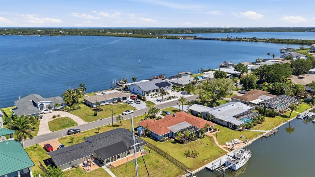 5207 Bay State Road, Palmetto, FL 34221 Photo