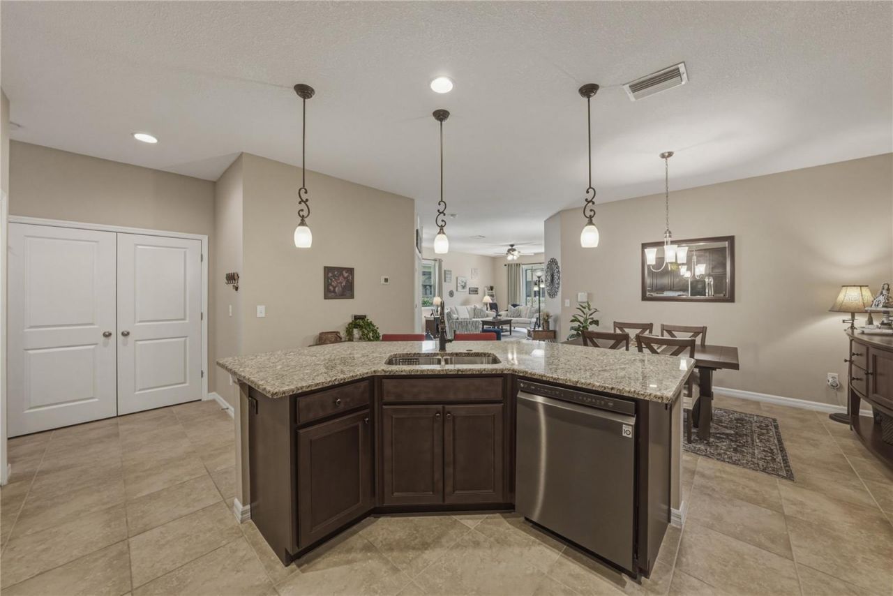 7739 Timberview Loop, Wesley Chapel, FL 33545 Photo